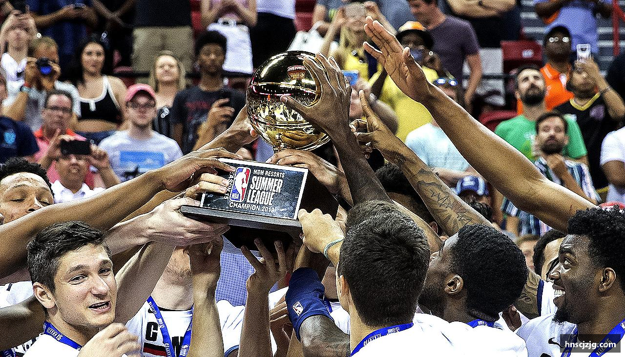 k1体育十年品牌值得信赖入口巅峰对决，见证奇迹！⚽️